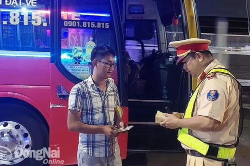 Giải 'bài toán' ngăn tai nạn giao thông liên quan xe khách