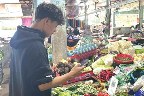 Chợ... QR Lạc Tánh