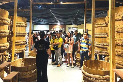 Để nước mắm Phan Thiết gắn với du lịch địa phương