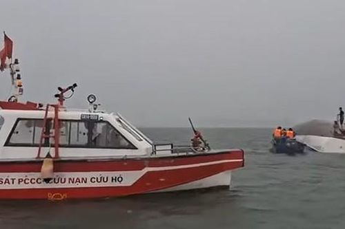 Bộ Xây dựng chỉ đạo khẩn trương tìm kiếm nạn nhân vụ lật tàu tại vịnh Hạ Long