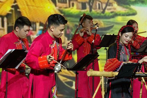 Giao lưu nghệ thuật Việt Nam - Trung Quốc