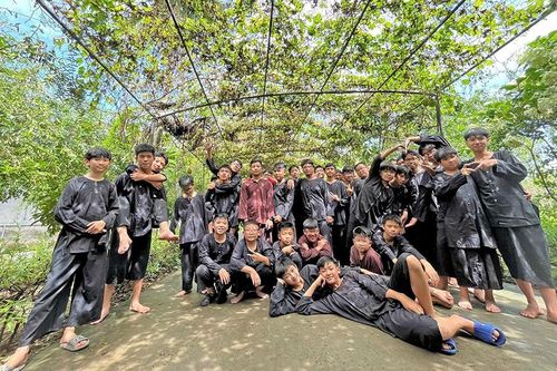 Trại hè cho thiếu nhi: Cần làm sáng những góc tối:Bài 2: Khi trại hè trở thành nỗi 'ám ảnh'