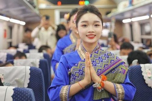 Tàu khách xuyên biên giới Trung Quốc - Lào tăng gấp đôi số chuyến