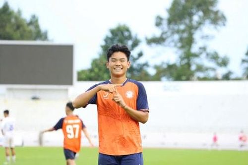 U21 Sông Lam Nghệ An và U21 Đà Nẵng khởi đầu thuận lợi trong ngày khai màn VCK U21 Quốc gia