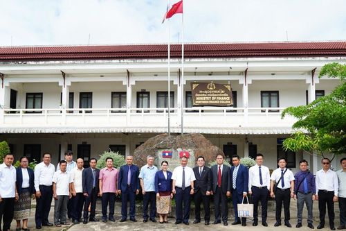 Mở rộng hợp tác với cơ sở giáo dục hàng đầu tại Bắc Lào