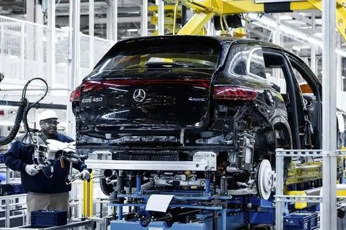 Mercedes xác nhận dừng sản xuất xe điện tại Mỹ