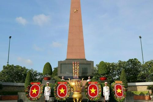 Nốt trầm tháng Bảy