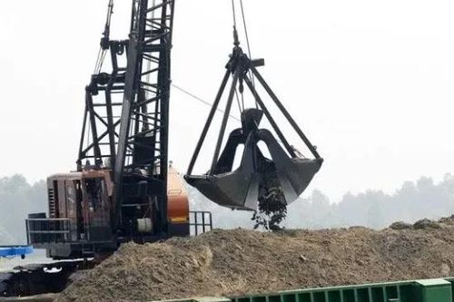 Đà Nẵng rà soát việc bán cát xây dựng qua trung gian, không hóa đơn
