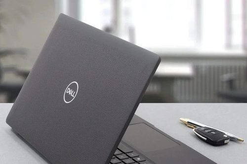 4 laptop văn phòng mỏng nhẹ đáng mua nhất năm 2025