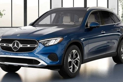 Top 10 mẫu xe PHEV có phạm vi hoạt động thuần điện tốt nhất năm 2025