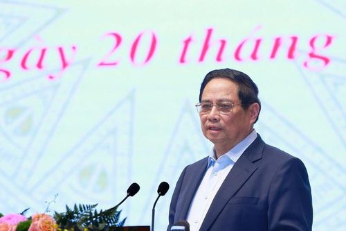 Đãi ngộ đặc biệt để thu hút ít nhất 100 chuyên gia khoa học công nghệ hàng đầu về nước làm việc