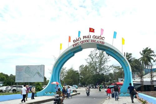 An Giang chỉ đạo ứng phó an toàn cho du khách trên biển