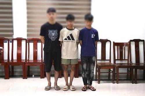 Tạm giữ hình sự nhóm thanh, thiếu niên gây rối trật tự công cộng