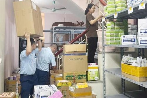 Khởi tố 2 bị can liên quan đến vụ buôn bán thuốc giả tại một công ty dược