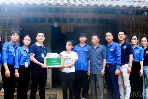 Bàn giao các công trình, phần việc ý nghĩa trong chiến dịch 'Mùa hè xanh 2025' tại xã Bát Xát