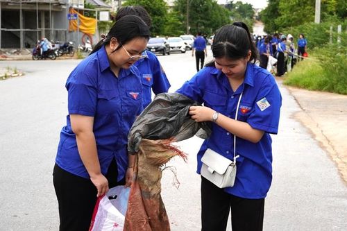 Ra quân 'Ngày Chủ nhật xanh', lan tỏa tinh thần tri ân