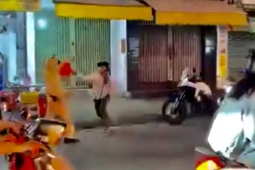 Đang xác minh, xử lý nhóm người say xỉn có biểu hiện chống người thi hành công vụ