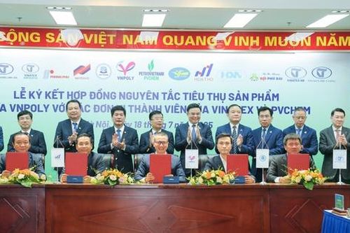 Petrovietnam hợp tác với VINATEX nâng cao chuỗi cung ứng, sản xuất