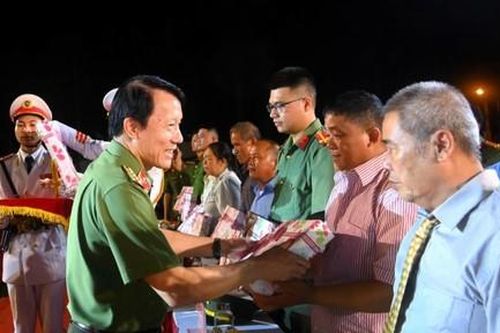 Lời hứa của lực lượng CAND trước anh linh các Anh hùng Liệt sĩ, bậc tiền bối cách mạng