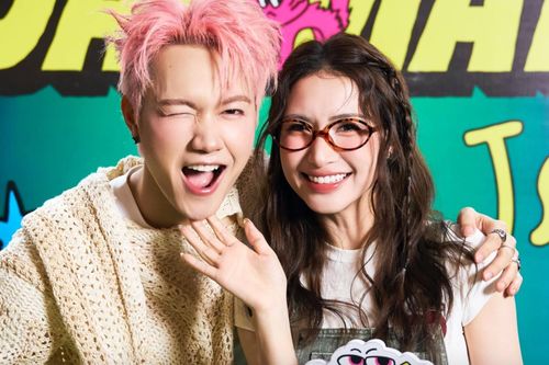 Một 'Anh trai say hi' khiến Hòa Minzy phấn khích phải thốt lên: 'Quá đẹp trai'