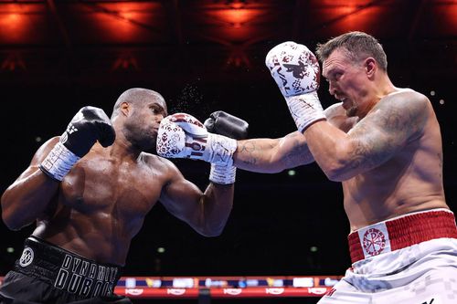 'Độc cô cầu bại' Usyk đấm gục Dubois, vô địch tuyệt đối boxing hạng nặng
