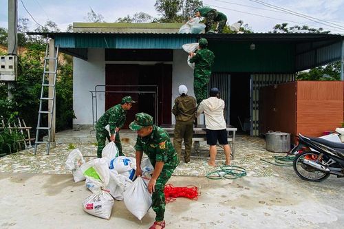 Thủ tướng yêu cầu các bộ lập đoàn công tác ứng phó bão số 3 tại 5 địa phương