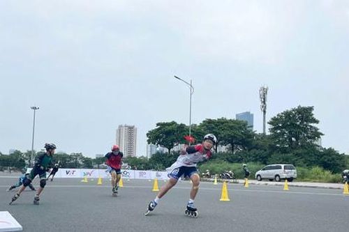 Gần 150 vận động viên tranh tài tại Giải Roller Sports Hà Nội mở rộng năm 2025