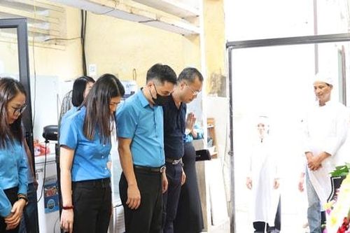 Công đoàn Thủ đô thăm hỏi gia đình đoàn viên thiệt mạng trong vụ lật tàu ở Quảng Ninh