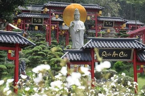Chùa Cây Thị ở Ninh Bình đẹp như 'tranh vẽ' sau khi xây dựng lại