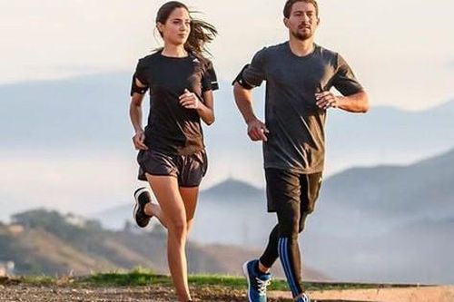 Cách thở giúp tăng hiệu suất chạy bộ