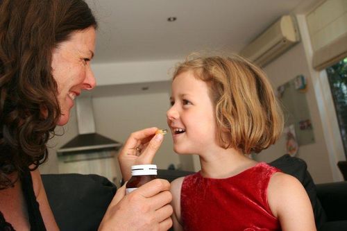 Cách bổ sung sắt và kẽm cho trẻ an toàn