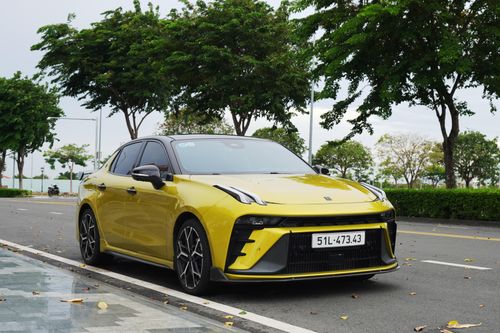 Chi tiết Lynk & Co 03+, 'xe đua' giá gần 2 tỷ đồng