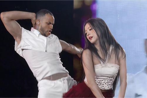 Điệu nhảy gợi cảm của Jisoo gây tranh luận