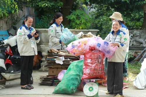 Tổ hợp tác nghề ve chai lan tỏa lối sống xanh