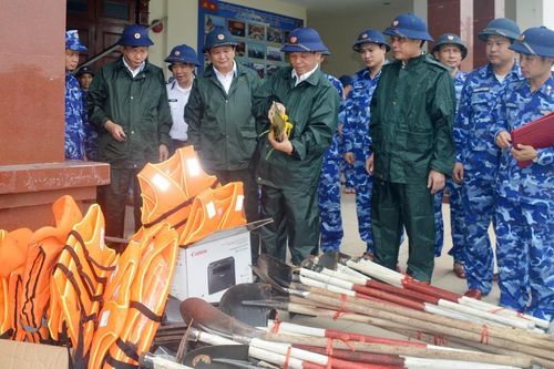 Kiểm tra các phương án, huy động lực lượng ứng phó với bão số 3