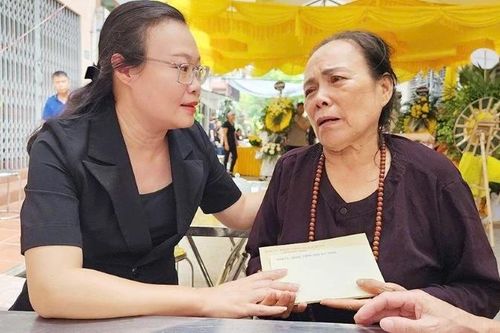 Bắc Ninh: Chia buồn, hỗ trợ gia đình nạn nhân vụ lật tàu trên Vịnh Hạ Long