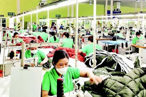 Nâng giá trị cho công nghiệp thời trang