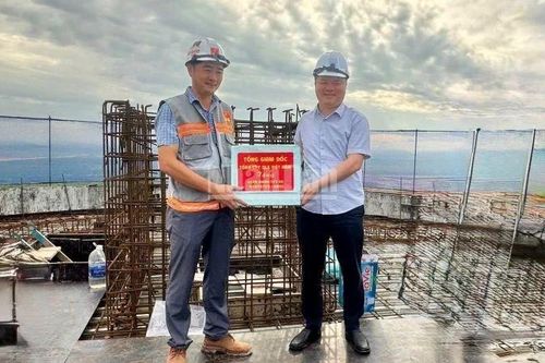 Cất nóc Tháp kiểm soát không lưu Long Thành cao 123m