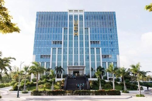 Đại học Kinh tế Thành phố Hồ Chí Minh dự báo điểm chuẩn năm 2025 dao động tăng, giảm 1 điểm