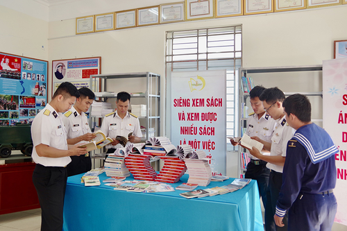 Khơi dậy khát vọng cống hiến