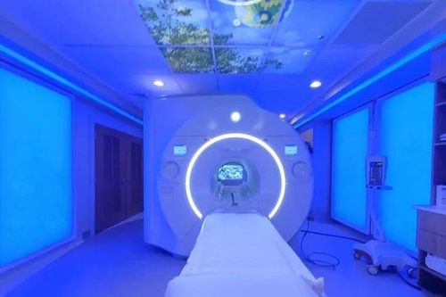 Người đàn ông tử vong sau khi bị hút vào máy chụp cộng hưởng từ
