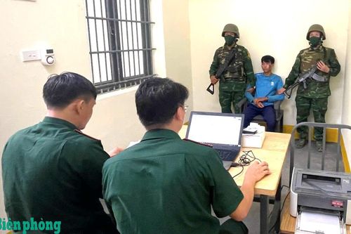 Phá thành công chuyên án LCh 725, bắt quả tang đối tượng vận chuyển trái phép 2 bánh hêrôin