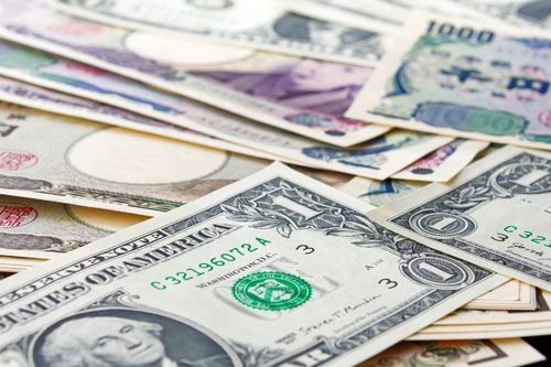 Tỷ giá USD hôm nay 21/7: Thị trường tự do giảm nhẹ, ngân hàng giữ nguyên niêm yết
