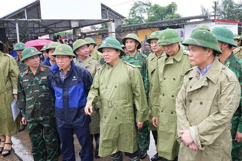 Phó Thủ tướng Trần Hồng Hà kiểm tra công tác ứng phó bão tại Hải Phòng