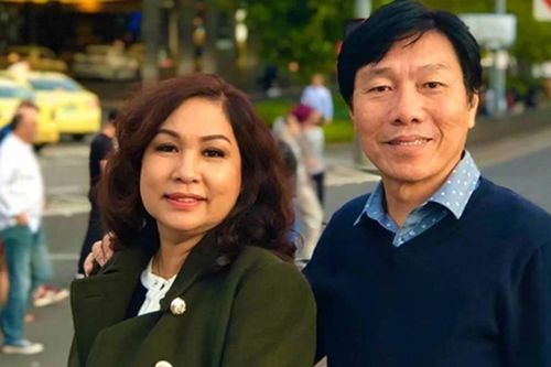 Nam diễn viên phim 'Gái già lắm chiêu' U70 hôn nhân viên mãn bên vợ đẹp