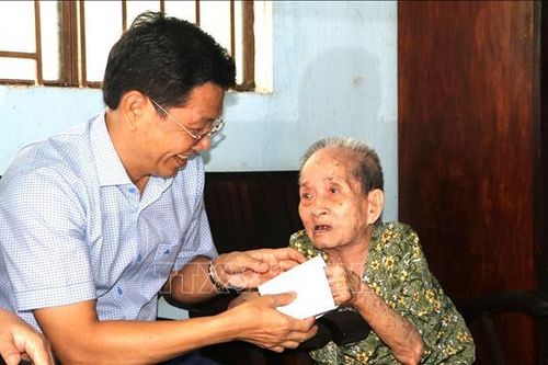 Phát huy truyền thống cách mạng, góp phần xây dựng quê hương, đất nước