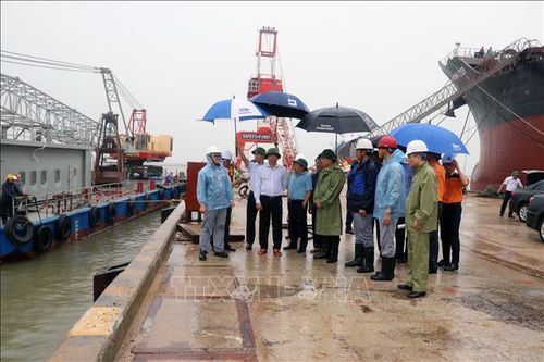 Lãnh đạo Bộ Xây dựng trực tiếp kiểm tra phòng, chống bão số 3 tại Hải Phòng