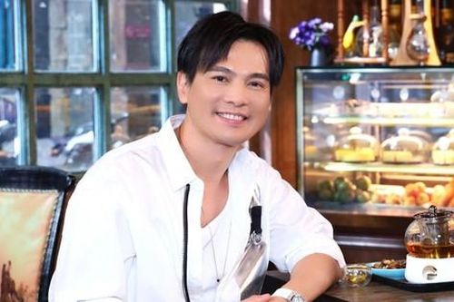 Lâm Hùng - 'chàng lãng tử miền Tây' ' tiết lộ tài sản sau 30 năm ca hát và bà xã kín tiếng