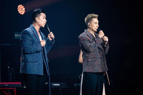 Hai nam ca sĩ mất tích khỏi showbiz Việt 5 năm nay làm 'dậy sóng' vì một hành động, ngoại hình gây xôn xao