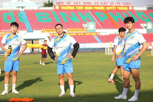 CLB Quảng Nam giải thể, nếu chọn đội Công Phượng có vô lý?